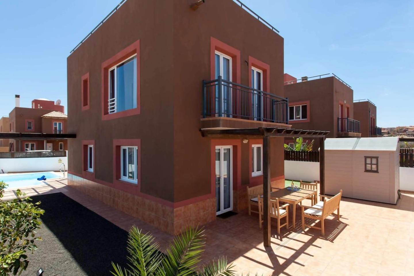 Emma Private Pool Wifi Fibra Minigolf Corralejo